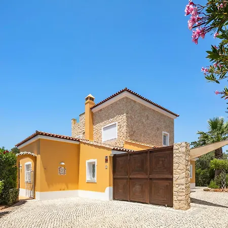 Villa Vivenda Vale *