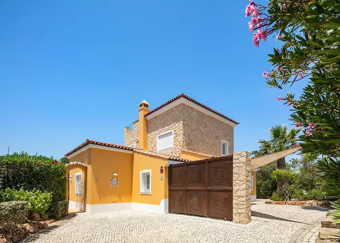 Villa Vivenda Vale *