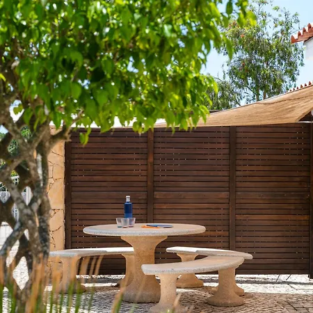 Vivenda Vale * カルヴォエイロ